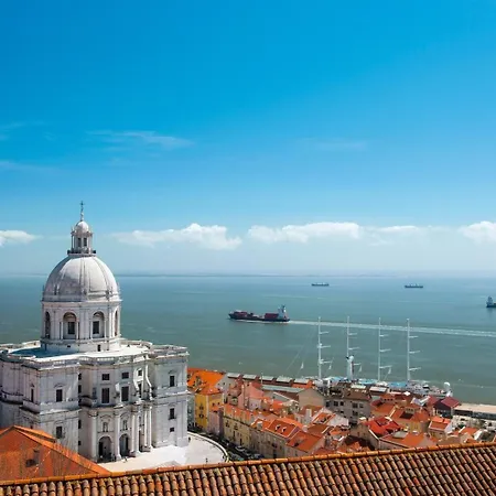 Alfama Charming Апартаменты